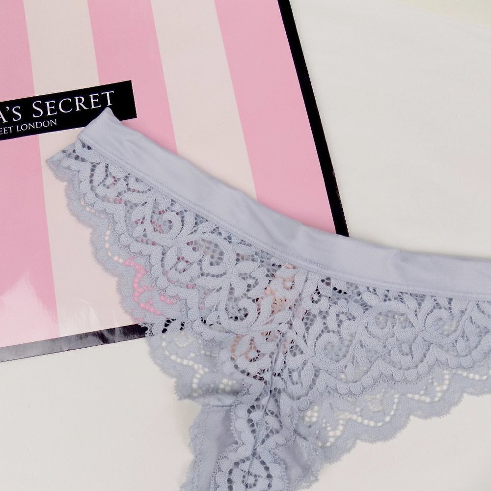 nwt VS lace cheeky thong